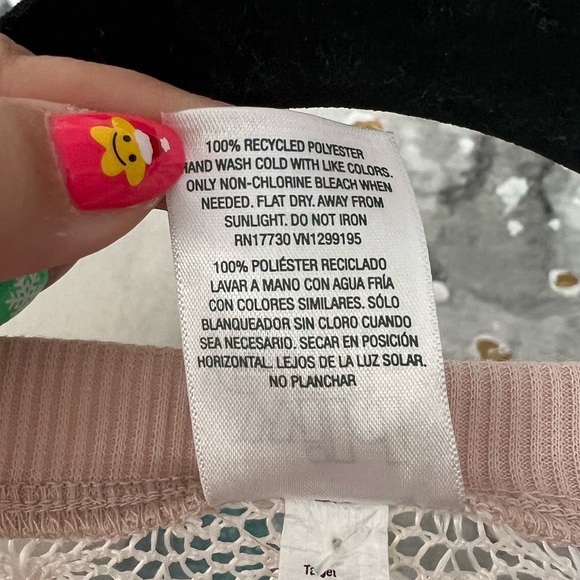 Sweet Minty Crocheted Top - Picture 6 of 6